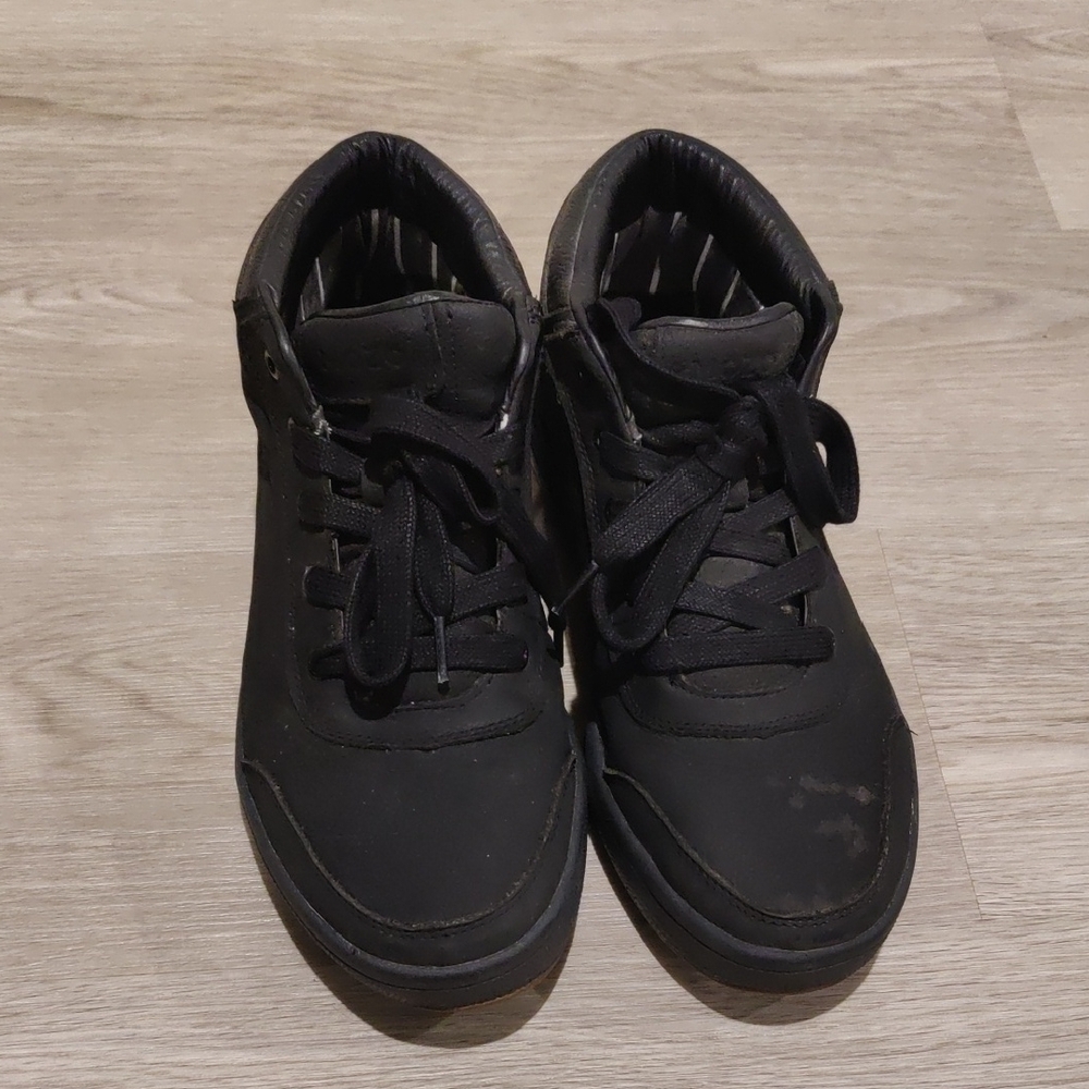 Mozo NATURAL M30911 Mens Black Water and Slip Resistant Work High Top Shoes
